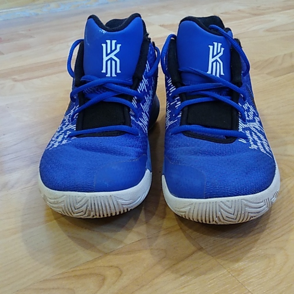 Nike Zoom Kyrie Flytrap 2 Athletic Shoes.Royal Blue & White, Black Swoosh Mens 8 - Picture 3 of 11